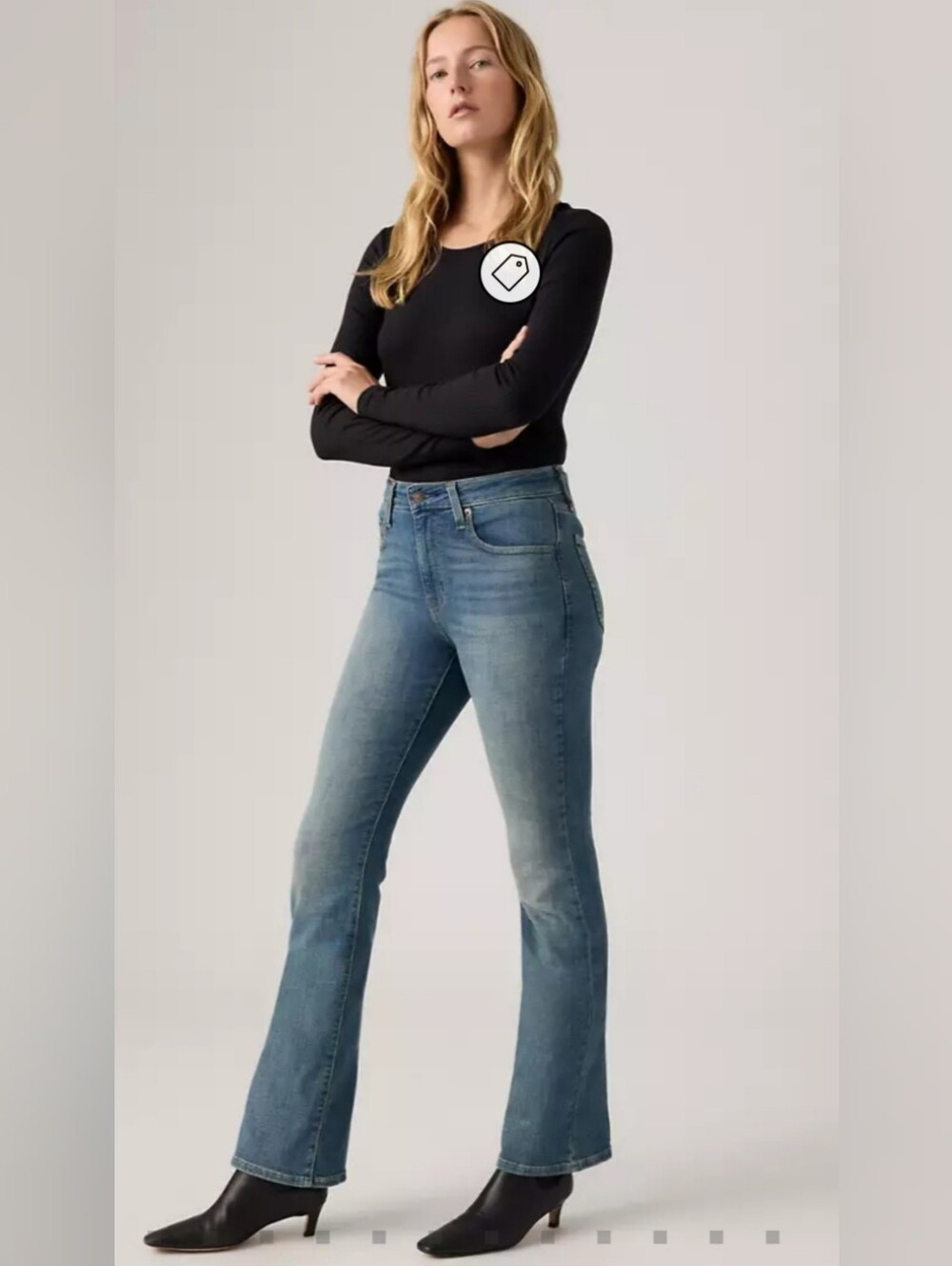 Levi's Women's Blue High-Rise Flare Jeans